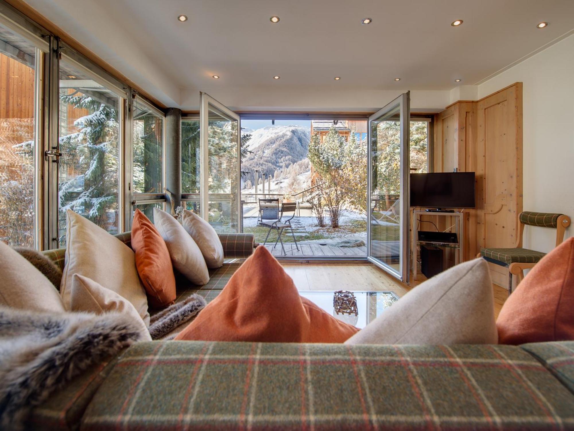 Backstage Hotel Serviced Apartments Zermatt Dış mekan fotoğraf